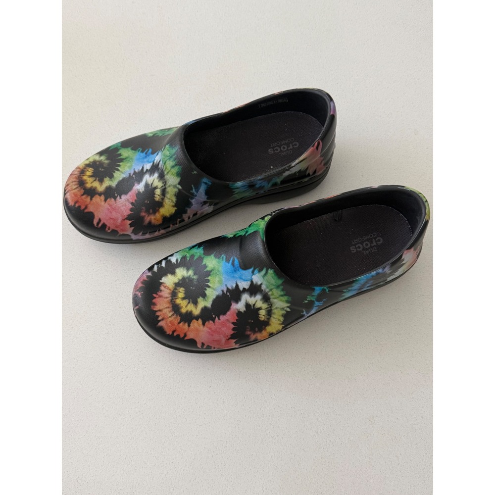 Crocs Neria Pro II Graphic Work Clogs Black Tie Dye Slip Resistant Womens 8 - Picture 3 of 9